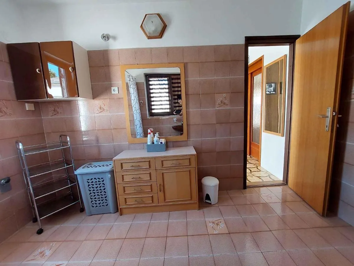 Apartment In Radici - Istrien 43580 Malinska