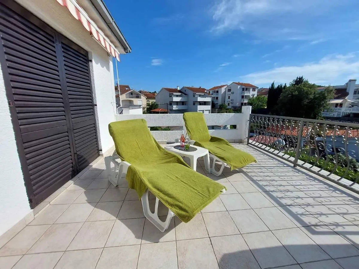 Apartment In Radici - Istrien 43580 Malinska