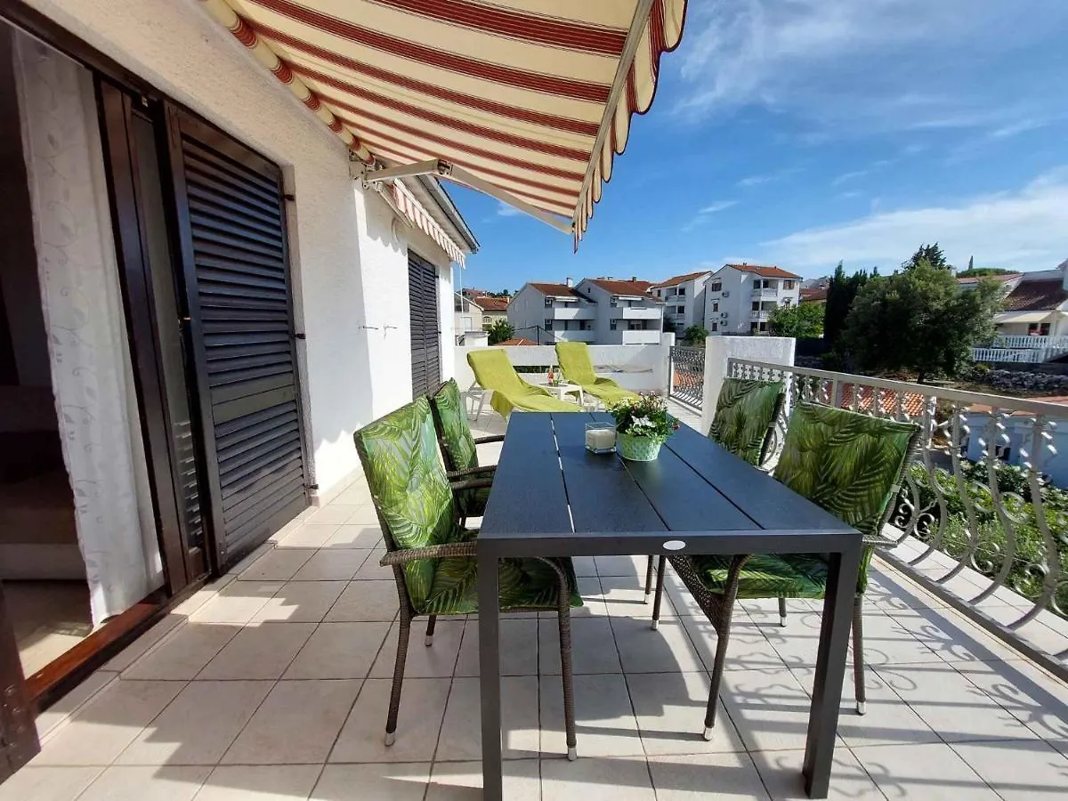 Apartment In Radici - Istrien 43580 Malinska