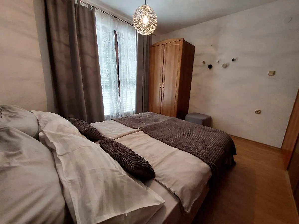 Apartment In Radici - Istrien 43580 Malinska 0*,  Croácia
